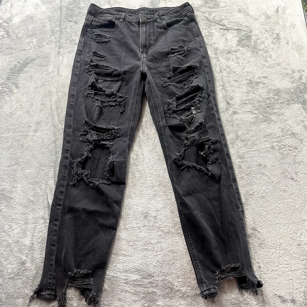 American Eagle Womens Black Distressed Mom Jeans Stretch 8 STRIGID High Rise